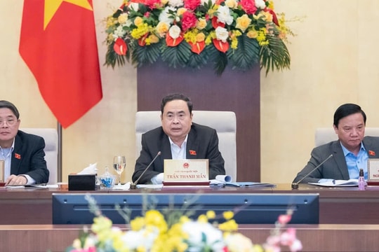 NGHỊ QUYẾT Về số lượng Phó Chủ nhiệm, Ủy viên là đại biểu Quốc hội hoạt động chuyên trách tại Ủy ban Quốc phòng, An ninh và Đối ngoại, Ủy viên là đại biểu Quốc hội hoạt động kiêm nhiệm của Ủy ban Quốc phòng, An ninh và Đối ngoại của Quốc hội khóa XV