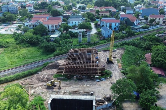 Quảng Bình: Xử lý, kiểm điểm chủ đầu tư nếu giải ngân vốn đầu tư công năm 2025 không đúng tiến độ