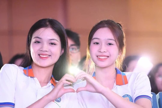 Năm 2025, Trường Đại học Thương mại bỏ hình thức xét tuyển bằng học bạ 