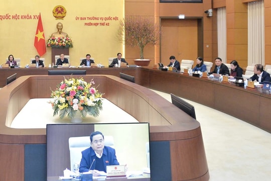 NGHỊ QUYẾT Phê chuẩn danh sách Phó Chủ nhiệm, Ủy viên là đại biểu Quốc hội hoạt động chuyên trách tại Ủy ban Công tác đại biểu và Ủy viên là đại biểu Quốc hội hoạt động kiêm nhiệm của Ủy ban Công tác đại biểu