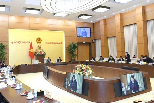 NGHỊ QUYẾT Về số lượng Phó Chủ nhiệm, Ủy viên là đại biểu Quốc hội hoạt động chuyên trách tại Ủy ban Kinh tế và Tài chính và Ủy viên là đại biểu Quốc hội hoạt động kiêm nhiệm của Ủy ban Kinh tế và Tài chính của Quốc hội khóa XV