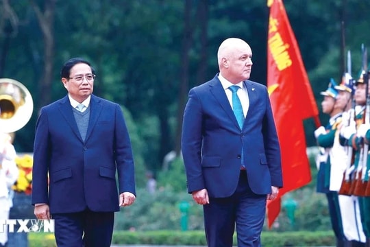 Thủ tướng Phạm Minh Chính chủ trì Lễ đón Thủ tướng New Zealand thăm chính thức Việt Nam