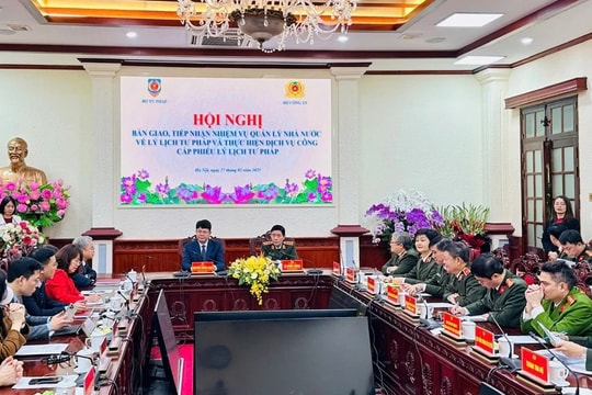 Bộ Tư pháp bàn giao nhiệm vụ quản lý Nhà nước về lý lịch tư pháp sang Bộ Công an