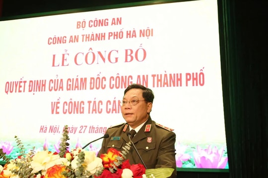 Công an Hà Nội công bố quyết định hưởng chế độ hưu trí đối với 23 đồng chí lãnh đạo cấp phòng, Công an cấp huyện