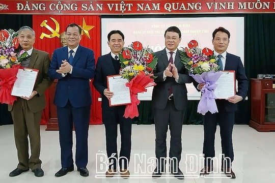 Nam Định: Công bố Quyết định kết thúc hoạt động của Đảng bộ Khối các Cơ quan và Doanh nghiệp tỉnh