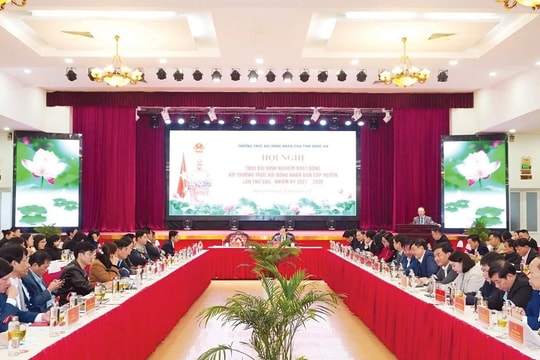 Hướng về cơ sở, lắng nghe ý kiến, kiến nghị cử tri