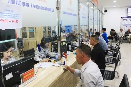 Sở Giao thông Vận tải Hà Nội dừng tiếp nhận cấp, đổi giấy phép lái xe từ ngày 1.3