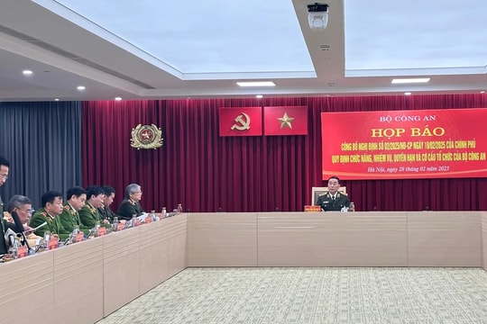 Bộ Công an tiếp nhận 5 nhóm nhiệm vụ từ các bộ, ngành, Công an địa phương giảm 5.916 đội thuộc cấp huyện