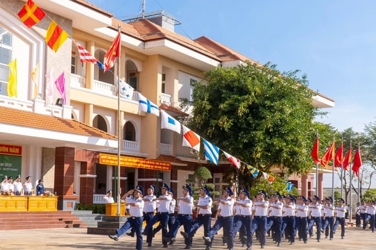 Bộ Tư lệnh Vùng Cảnh sát biển 3 ra quân huấn luyện năm 2025