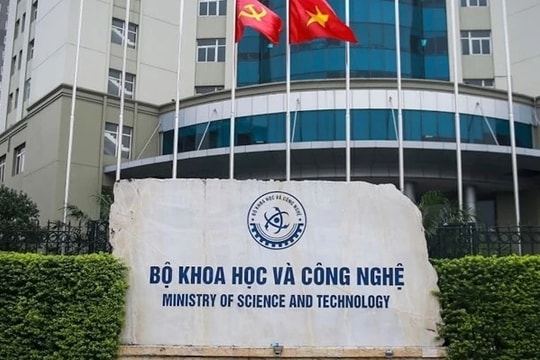 Bộ Khoa học và Công nghệ chủ trì triển khai Đề án "Phát triển Hệ tri thức Việt số hóa" 