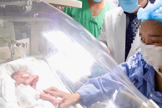 Cứu sống thành công sản phụ vừa mang thai, vừa mắc ung thư trực tràng