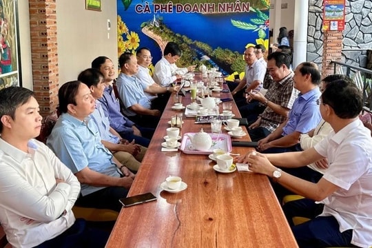 Gia Lai: Lần đầu tiên thí điểm mô hình “Cà phê doanh nhân”