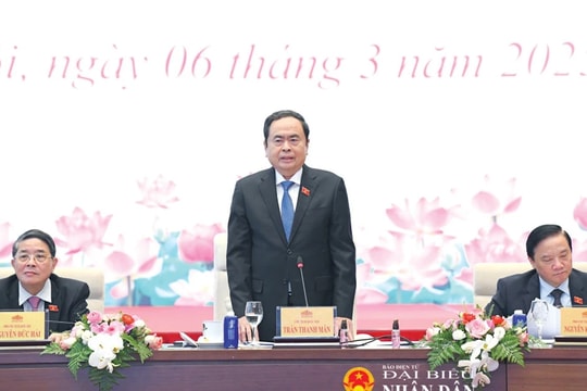 Chủ tịch Quốc hội Trần Thanh Mẫn gặp mặt các nữ đại biểu Quốc hội và nữ Vụ trưởng thuộc các cơ quan của Quốc hội, Văn phòng Quốc hội