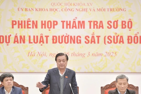 Phó Chủ tịch Quốc hội Lê Minh Hoan dự phiên họp thẩm tra sơ bộ dự án Luật Đường sắt (sửa đổi)