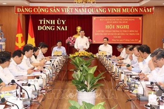 Đoàn kiểm tra của Bộ Chính trị làm việc với Ban Thường vụ Tỉnh ủy Đồng Nai