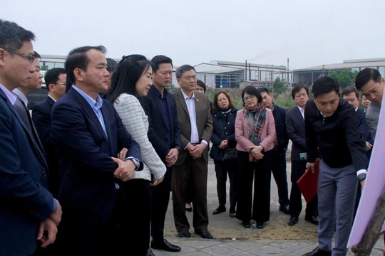 Đoàn khảo sát của Ủy ban Kinh tế và Tài chính làm việc với UBND tỉnh Yên Bái