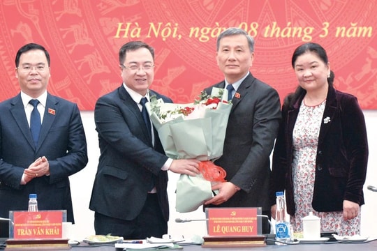 Đảng ủy Ủy ban Khoa học, Công nghệ và Môi trường công bố các quyết định về tổ chức và cán bộ 