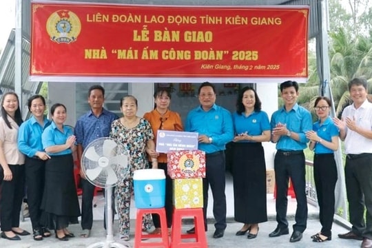 Bài 4: Vững tin trước những luận điệu sai trái, xuyên tạc