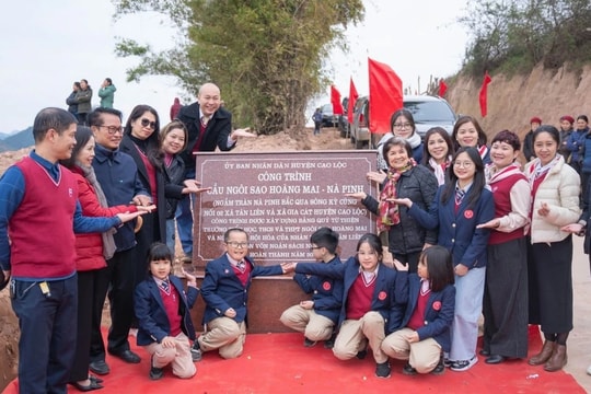 Thầy và trò trường Ngôi Sao Hoàng Mai ủng hộ 4,5 tỷ đồng xây 3 cây cầu tại Lạng Sơn