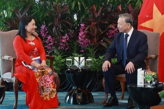 Tổng Bí thư Tô Lâm tiếp các doanh nghiệp tiêu biểu tại Singapore