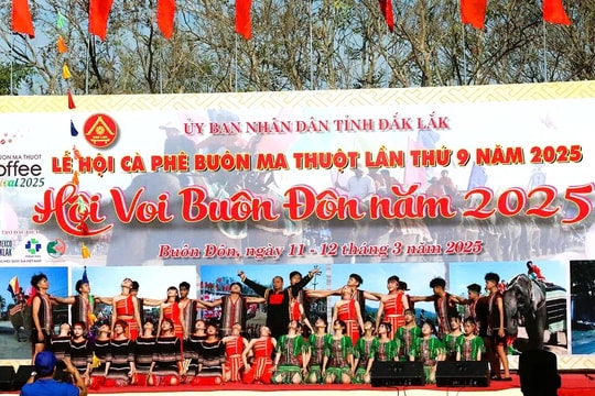 Hội voi Buôn Đôn tôn vinh văn hóa, hướng đến du lịch thân thiện