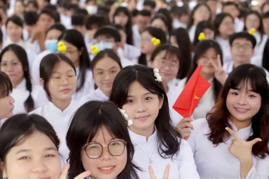 TP. Hồ Chí Minh: Dự kiến tuyển 78% học sinh tốt nghiệp THCS vào lớp 10 công lập 