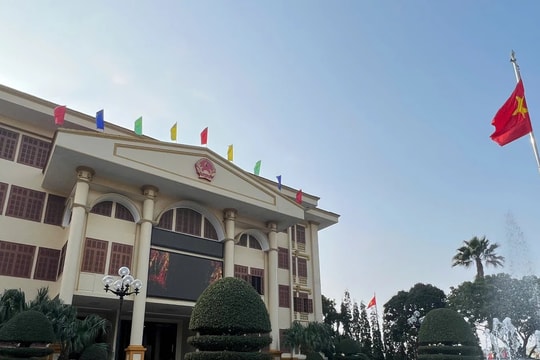 Quảng Bình: Điểm tên nhiều sở, địa phương giải quyết thủ tục hành chính chậm trễ