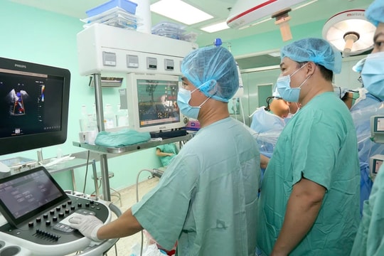 Thêm một ca ghép tim khó khăn đã thành công