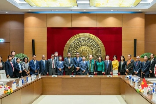 Chia sẻ kinh nghiệm xây dựng, hoàn thiện hệ thống pháp luật giữa Việt Nam và Timor - Leste