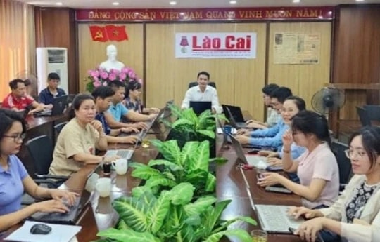 Thành lập Báo Lào Cai trên cơ sở hợp nhất Báo và Đài Phát thanh - Truyền hình tỉnh