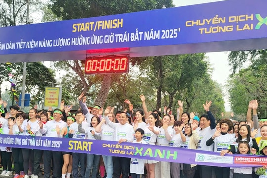 Hướng tới chuyển dịch năng lượng xanh