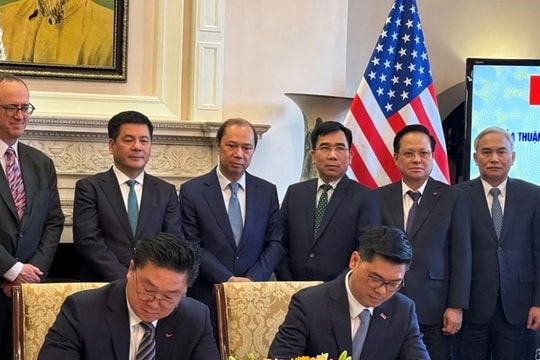 Việt Nam – Hoa Kỳ ký kết nhiều thỏa thuận hợp tác trong lĩnh vực kinh tế - thương mại 