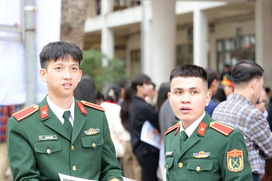 Các trường quân đội mở thêm tổ hợp xét tuyển mới, dự kiến sơ tuyển từ 25.3