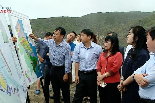 Đoàn khảo sát của Ủy ban Kinh tế và Tài chính làm việc với tỉnh Phú Yên 