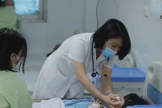 Hà Nội: Bảo đảm 95 % trẻ từ 6 - 9 tháng tuổi được tiêm chủng vaccine phòng, chống dịch sởi ngay trong tháng 3