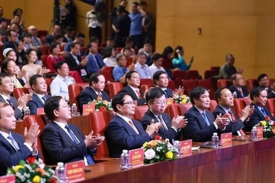 Thủ tướng Phạm Minh Chính dự Lễ bế mạc và trao giải Liên hoan Truyền hình toàn quốc lần thứ 42