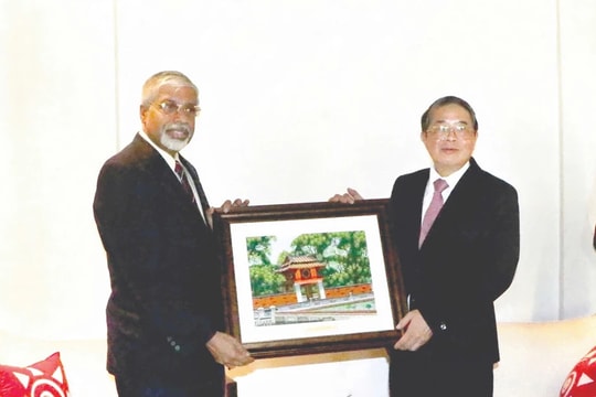 Phó Chủ tịch Quốc hội Nguyễn Đức Hải thăm tỉnh miền Trung Sri Lanka