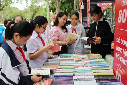 Ngày Sách và Văn hóa đọc Việt Nam năm 2025 tổ chức từ ngày 15.4 - 2.5