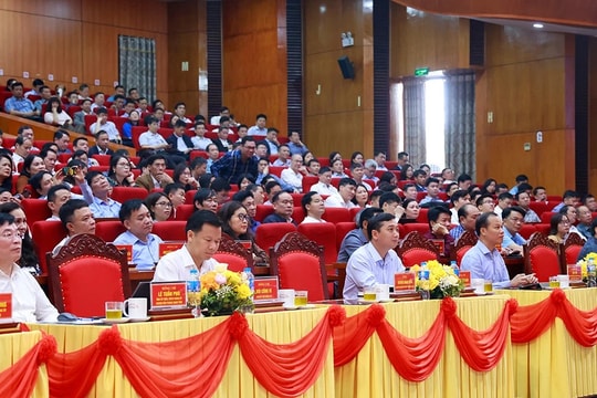 Bắc Giang thông tin chuyên đề “Lãnh đạo trong kỷ nguyên ứng dụng trí tuệ nhân tạo”