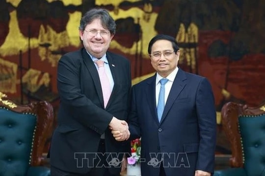 Thủ tướng tiếp Đại sứ Áo tại Việt Nam Philippo Agathonos