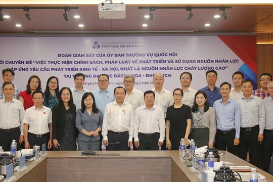 Đoàn giám sát của Ủy ban Thường vụ Quốc hội làm việc với Trường Đại học Bách khoa TP. Hồ Chí Minh