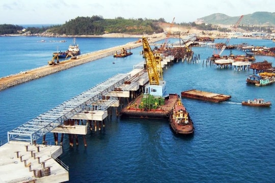 Quảng Ngãi: Vùng nước cảng biển thời kỳ 2021-2030 đáp ứng 48,20 triệu tấn hàng hóa