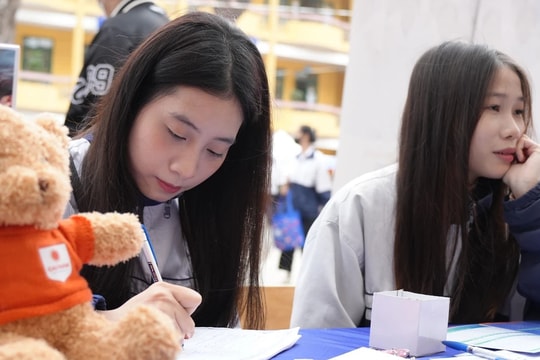 “Gỡ rối” nhiều thắc mắc trong tuyển sinh đại học năm 2025