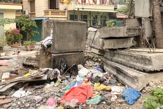 Hà Nội: Dự án đội vốn trăm tỷ "đắp chiếu" nhiều năm, người dân khổ sở vì rác thải, nước ngập khi mưa lớn