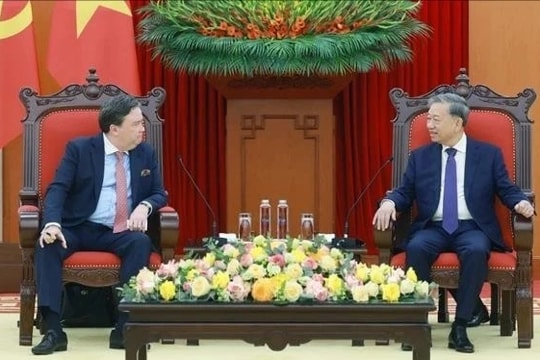 Tổng Bí thư Tô Lâm tiếp Đại sứ Hoa Kỳ Marc Knapper