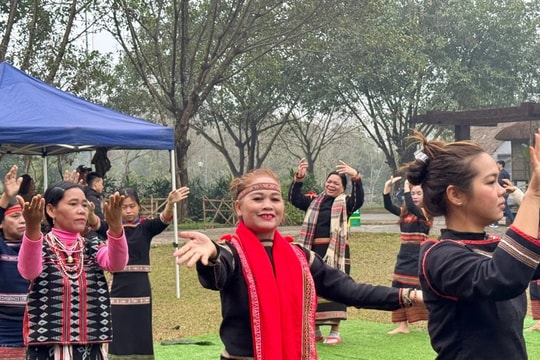 Tái hiện sắc màu văn hóa các dân tộc Việt Nam