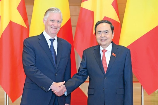 Chủ tịch Quốc hội Trần Thanh Mẫn hội kiến Nhà vua Vương quốc Bỉ Philippe