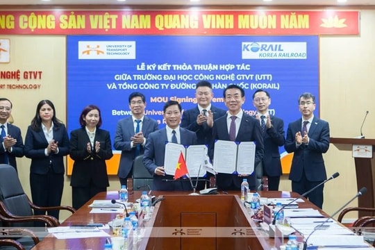 Trường ĐH Công nghệ Giao thông Vận tải và Tổng công ty Đường sắt Hàn Quốc ký kết hợp tác 