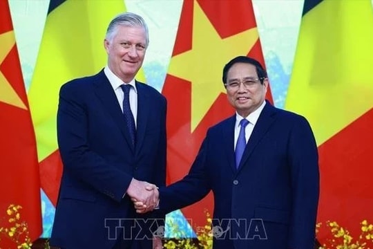 Thủ tướng Phạm Minh Chính hội kiến Nhà vua Vương quốc Bỉ Philippe