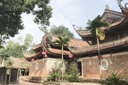 Công bố Quyết định ghi danh “Hội chùa Tây phương” vào danh mục Di sản văn hóa phi vật thể Quốc gia 